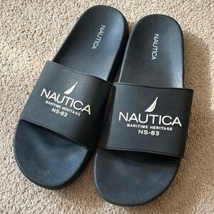 Nautica slides